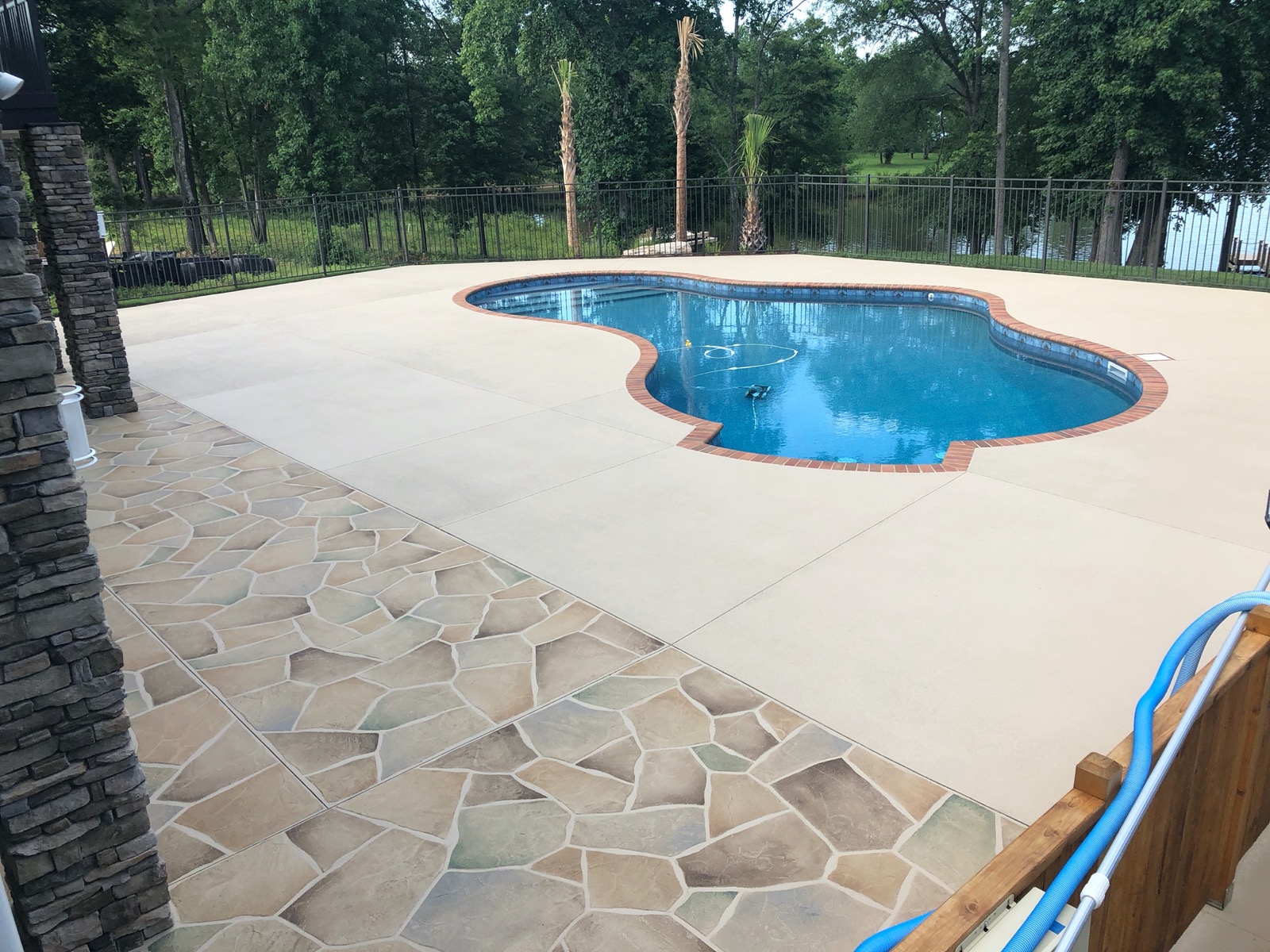 Best Concrete Pool Deck Ideas for Small Space